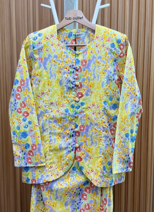 Mini Kebaya in Bright Yellow