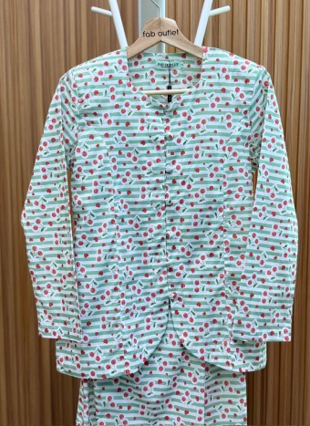 Mini Kebaya in Green Cherry
