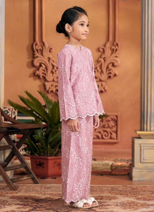 Kurung Sulam Little Regalia - Rosy Pink