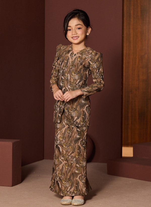 [PRE ORDER] Kurung Little Grandeur in Galene