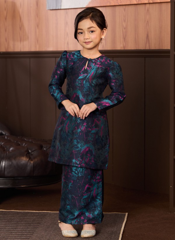 [PRE ORDER] Kurung Little Grandeur in Fayeora