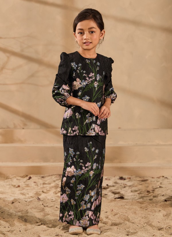 [PRE ORDER] Kurung Little Grandeur in Dremien