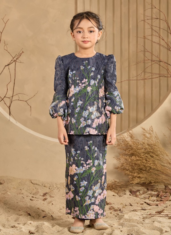 [PRE ORDER] Kurung Little Grandeur in Darella