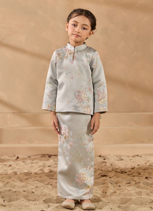 [PRE ORDER] Kurung Little Grandeur in Cassia