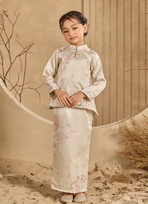 [PRE ORDER] Kurung Little Grandeur in Candella