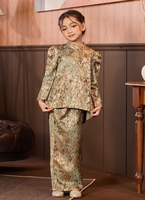 [PRE ORDER] Kurung Little Grandeur in Agatha