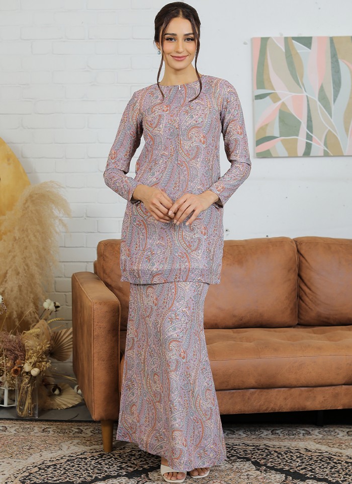 Kurung Empress in Henrietta