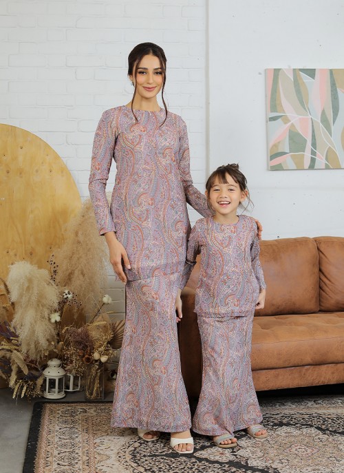 Kurung Empress in Henrietta