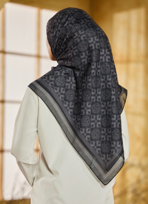 Luthfya Series - Dhia