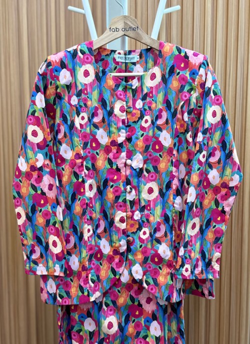 Mini Kebaya in Hot Pink