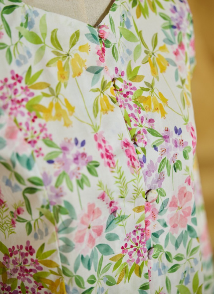 Mini Kebaya in Botanical White