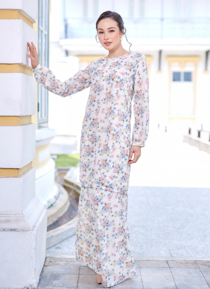 Kurung Luxury in Truffle