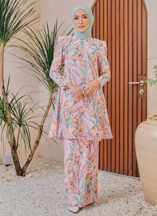 Kurung Jewel in Goshenite