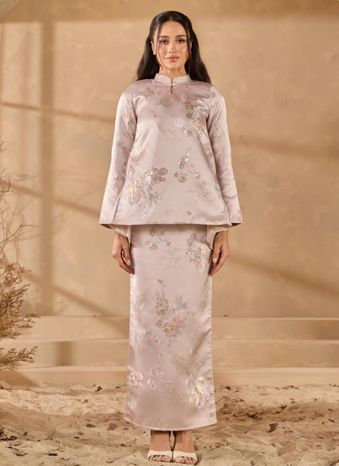 [PRE ORDER] Kurung Grandeur in Cherywod