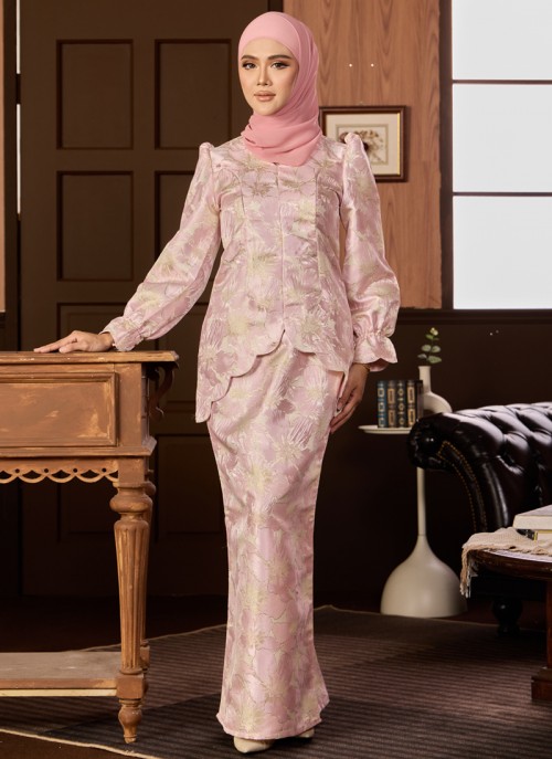 [PRE ORDER] Kurung Grandeur in Bohemia
