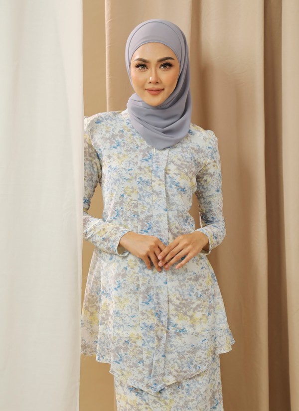 Kebaya Classique in Freda