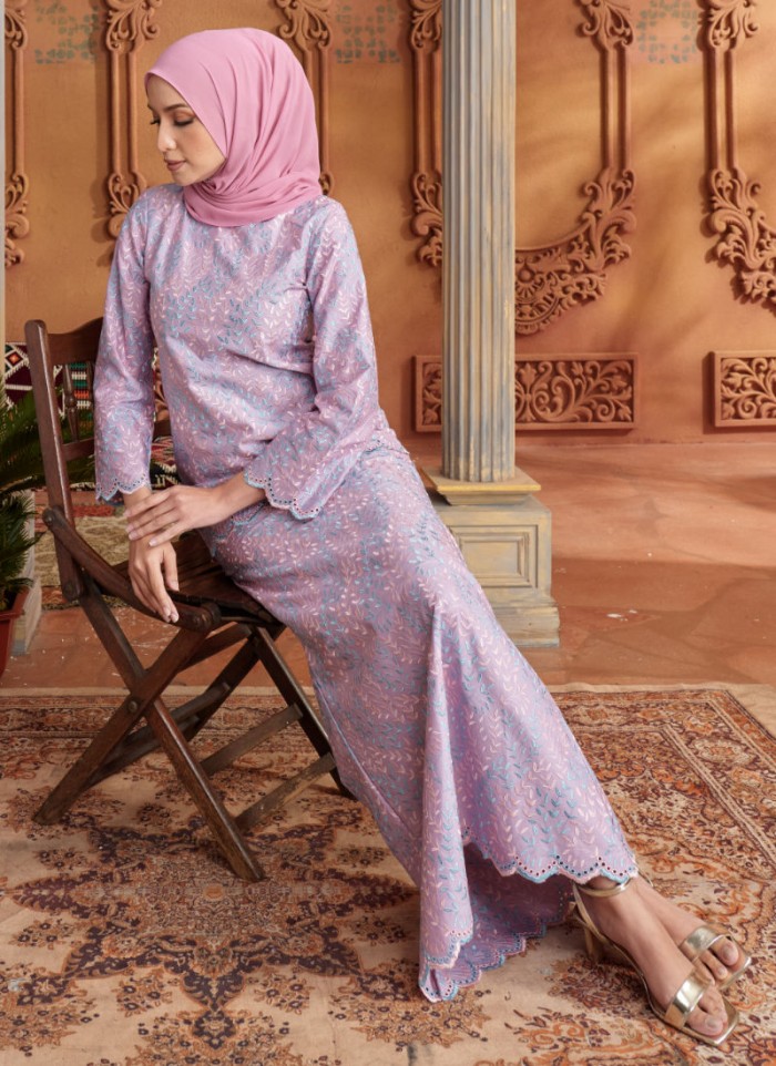 Kurung Sulam Regalia -  Purple Lilac