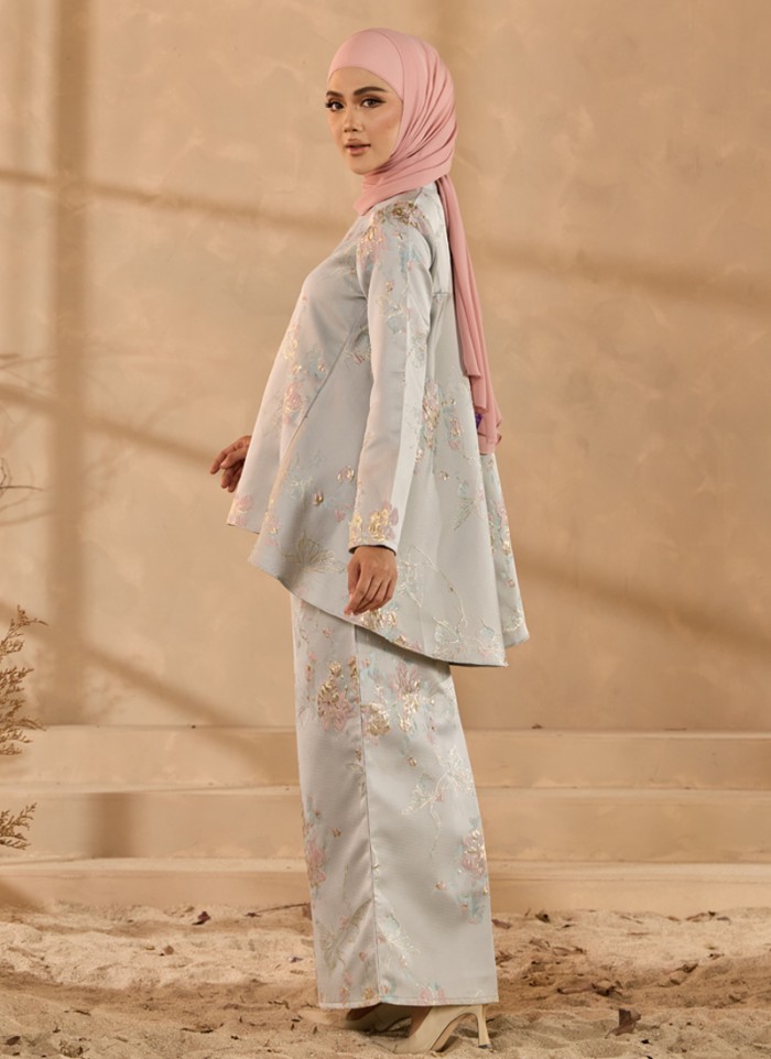 [PRE ORDER] Kurung Grandeur in Cassia
