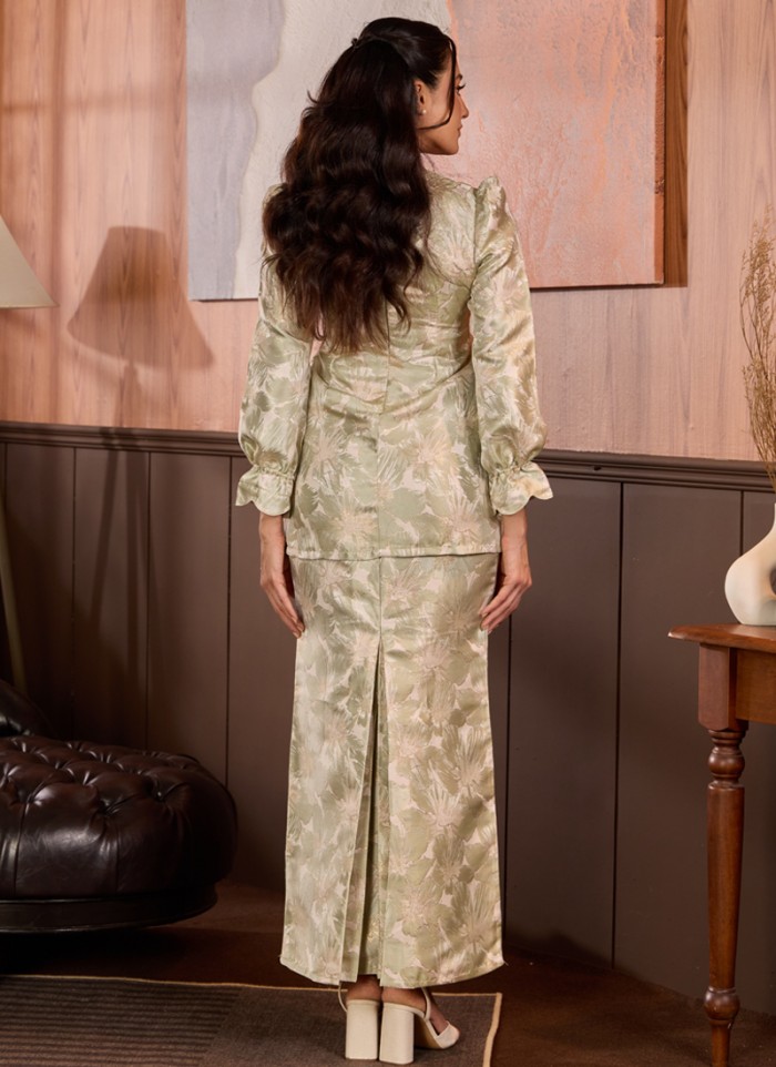 [PRE ORDER] Kurung Grandeur in Borealis