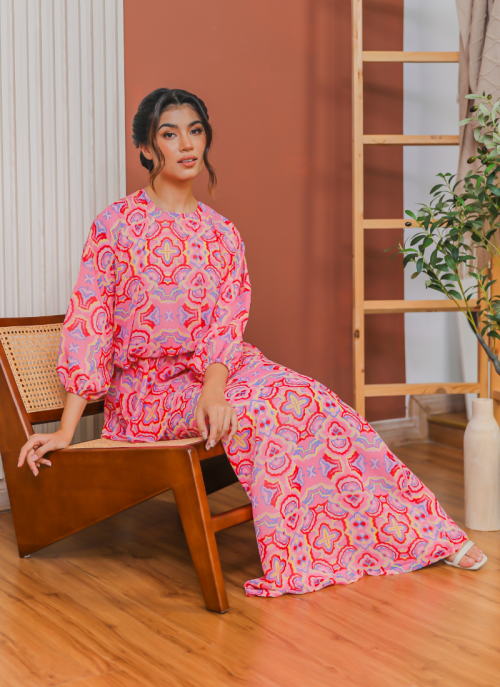 Kurung Hikari in Fumino