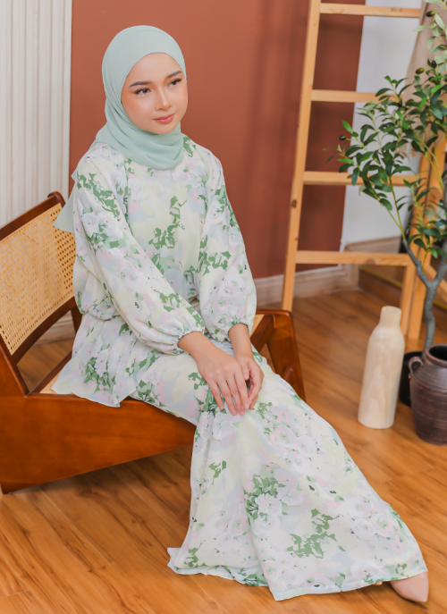 Kurung Hikari in Emisa