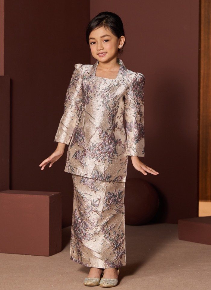[PRE ORDER] Kurung Little Grandeur in Hulyssa