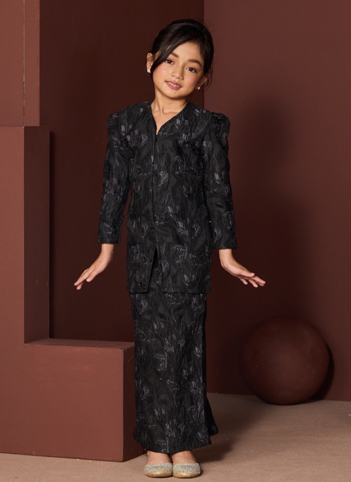 [PRE ORDER] Kurung Little Grandeur in Gavrielle