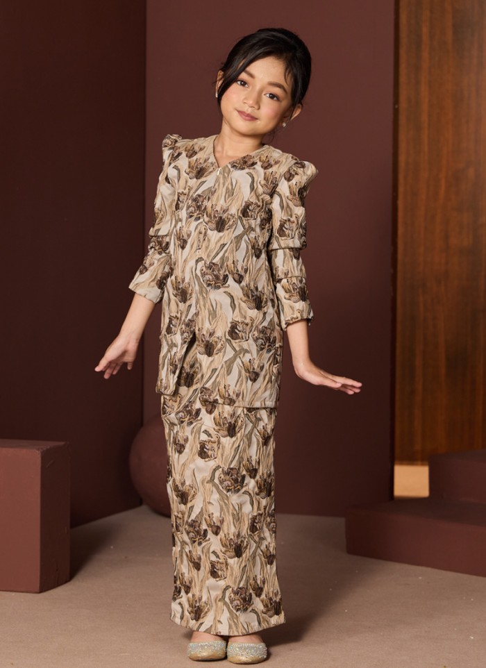 [PRE ORDER] Kurung Little Grandeur in Gaelia