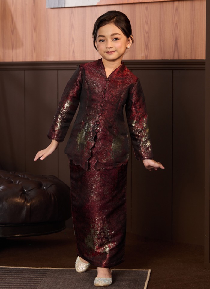 [PRE ORDER] Kurung Little Grandeur in Emeri