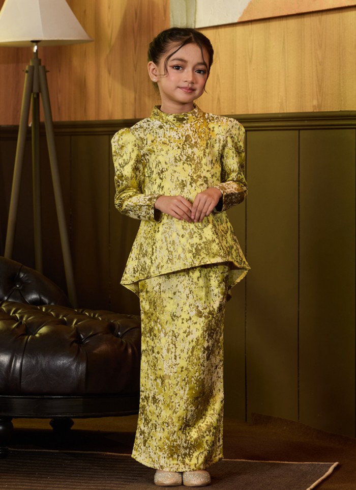 [PRE ORDER] Kurung Little Grandeur in Acacia