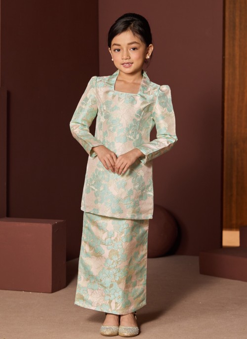 [PRE ORDER] Kurung Little Grandeur in Hallona