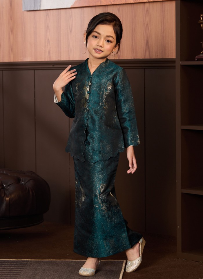 [PRE ORDER] Kurung Little Grandeur in Enlace