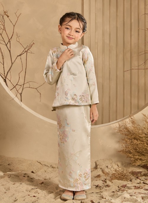 [PRE ORDER] Kurung Little Grandeur in Candella