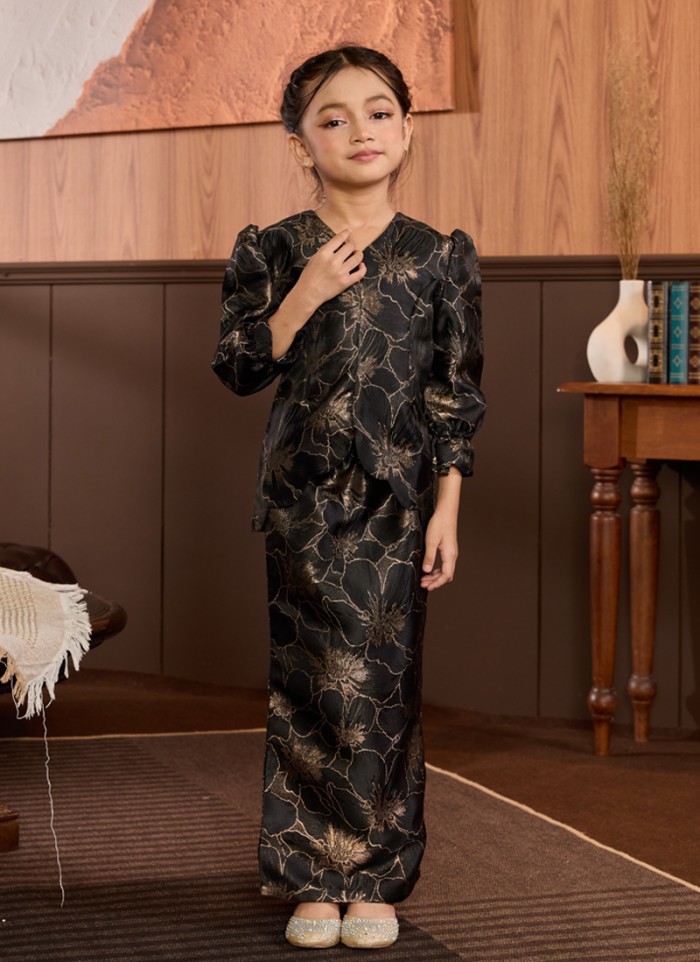 [PRE ORDER] Kurung Little Grandeur in Bravaya