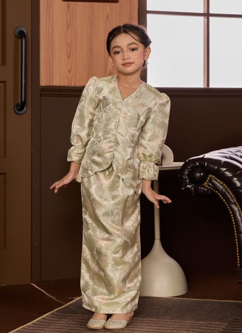 [PRE ORDER] Kurung Little Grandeur in Borealis