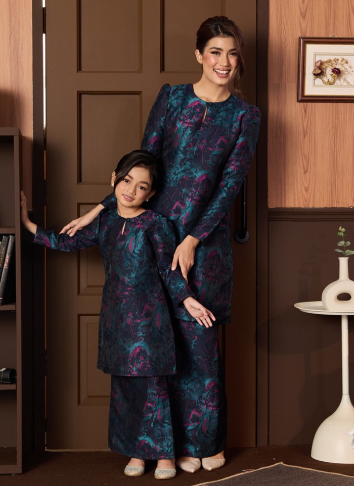 [PRE ORDER] Kurung Grandeur in Fayeora