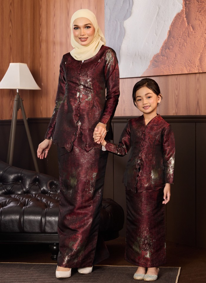 [PRE ORDER] Kurung Grandeur in Emeri