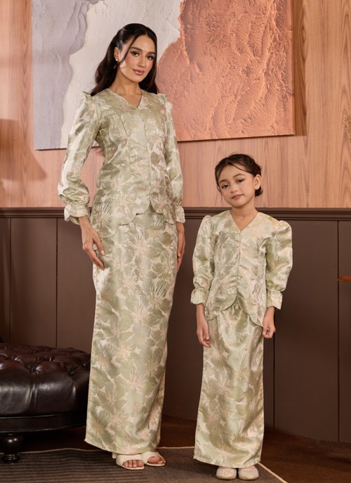 [PRE ORDER] Kurung Little Grandeur in Borealis