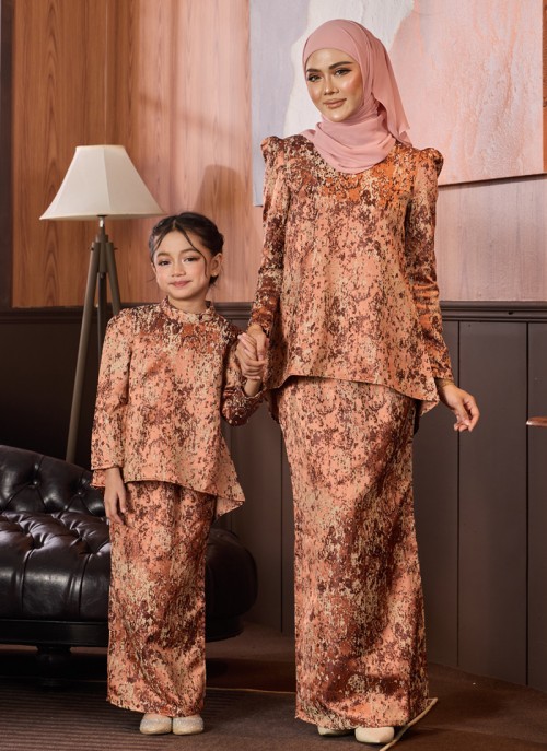 [PRE ORDER] Kurung Little Grandeur in Aeres