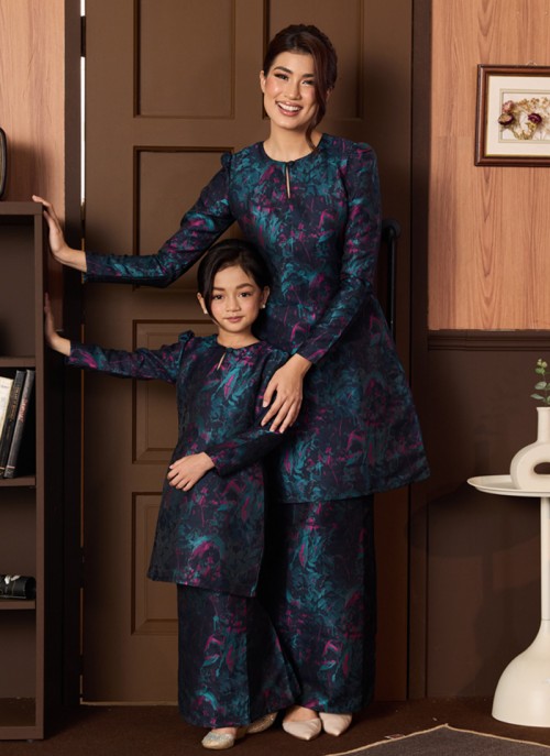 [PRE ORDER] Kurung Little Grandeur in Fayeora