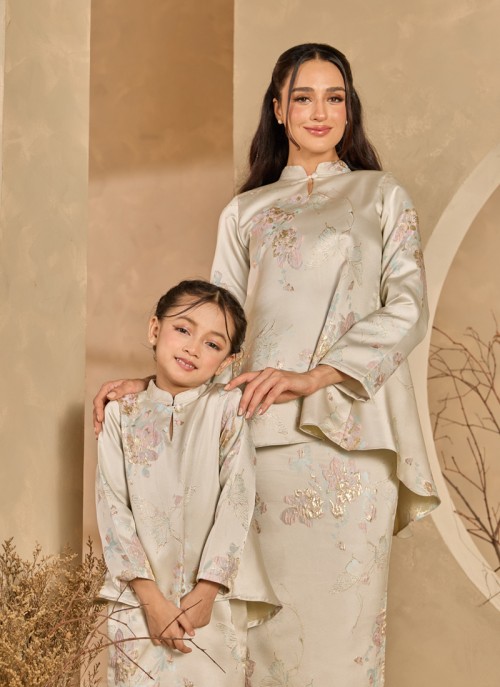[PRE ORDER] Kurung Grandeur in Candella